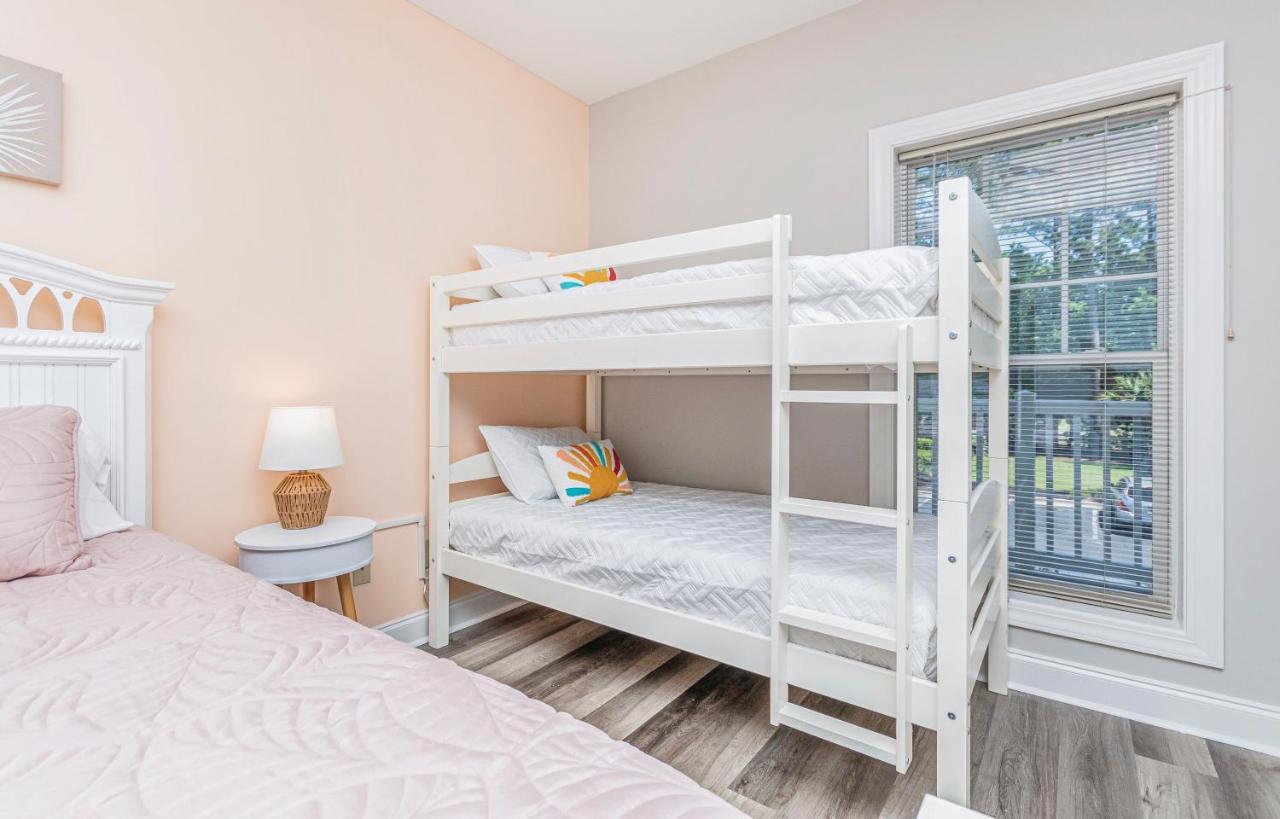 The Salty Fairway, Golf Course Condo With Resort Style Pool, 5 Miles From Beach, Fully Updated Socastee Bagian luar foto